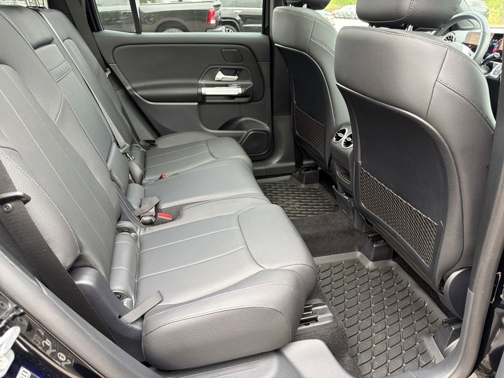Certified 2024 Mercedes-Benz GLB 250 image 32