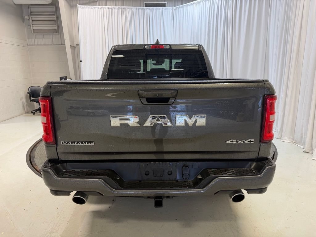 Used 2025 RAM 1500 Laramie AWD/4WD image 16