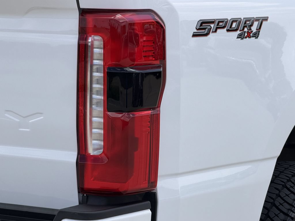Used 2024 Ford F250 Lariat w/ Lariat Ultimate Package AWD/4WD image 17