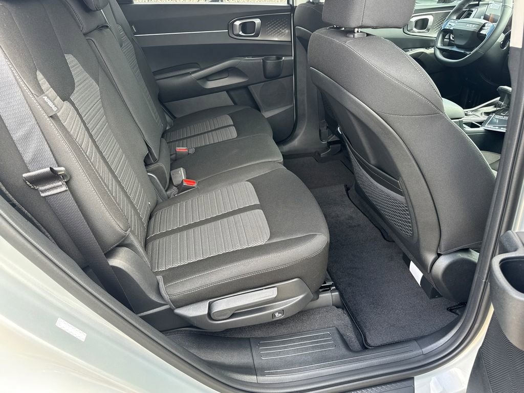 New 2026 Kia Sorento LX image 15