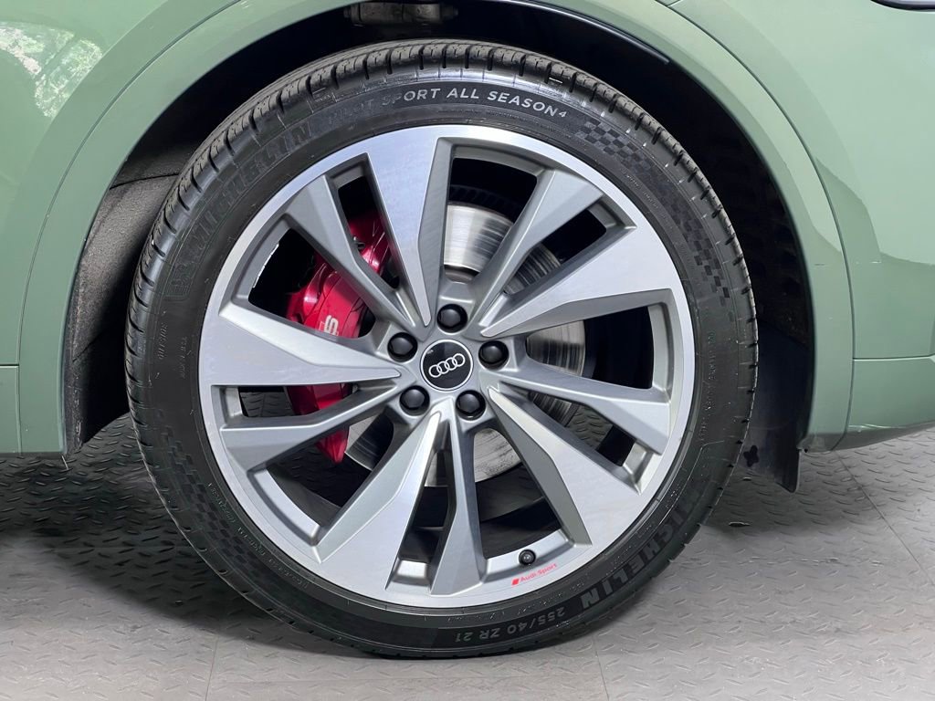 Used 2021 Audi SQ5 Premium Plus w/ Premium Plus Package AWD/4WD image 11