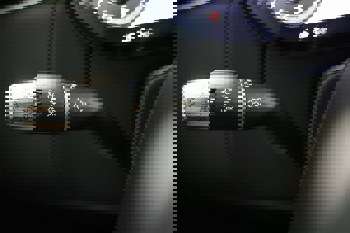 Used 2022 Land Rover Range Rover Long Wheelbase First Edition image 27