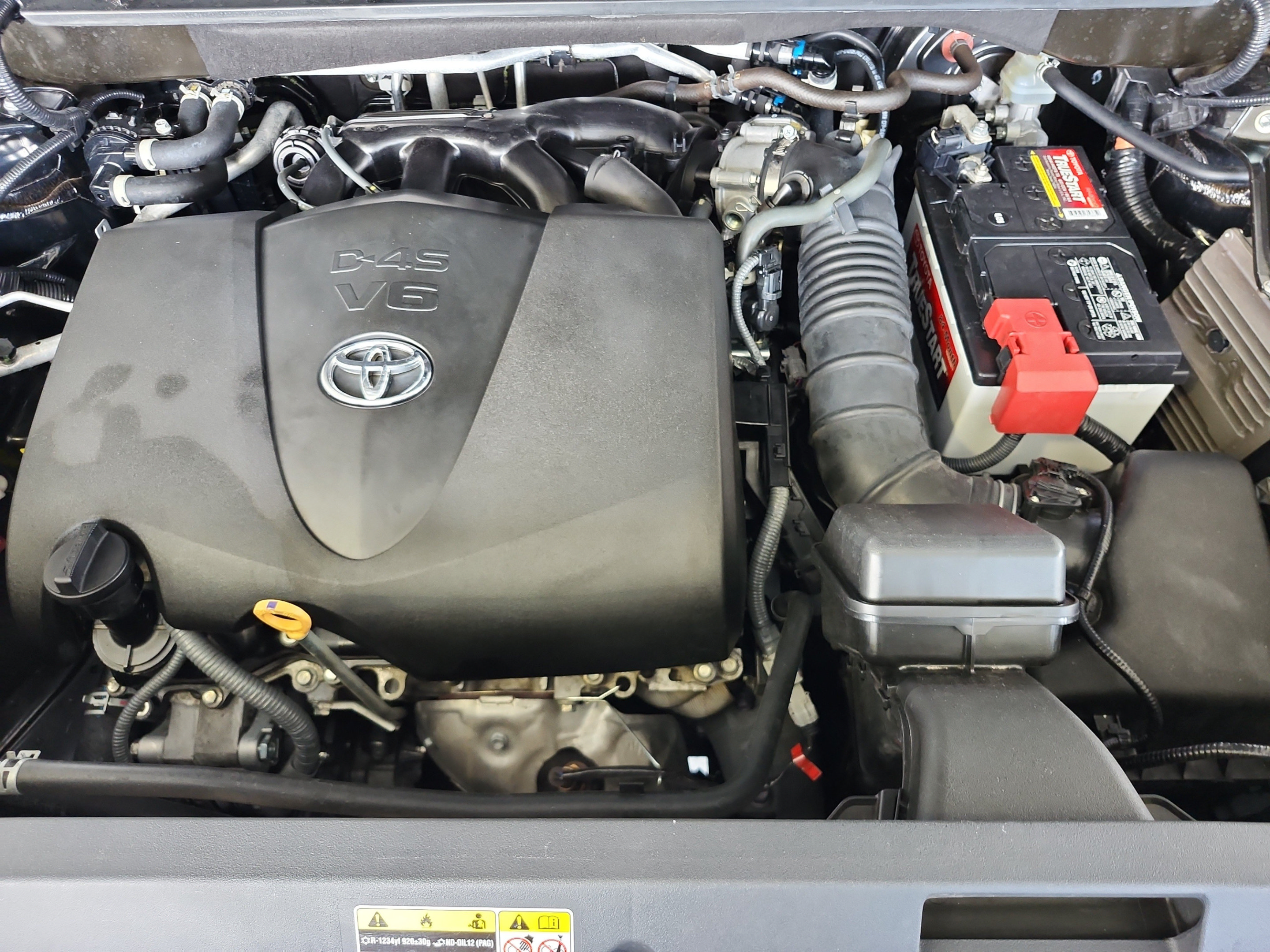 Used 2022 Toyota Highlander XLE FWD image 22