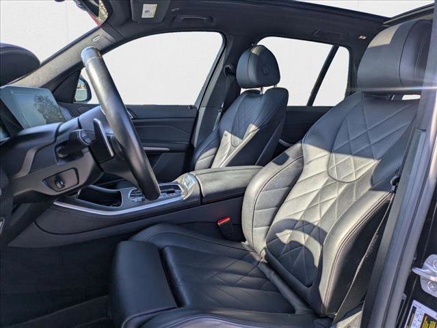 Used 2023 BMW X5 sDrive40i w/ M Sport Package image 16