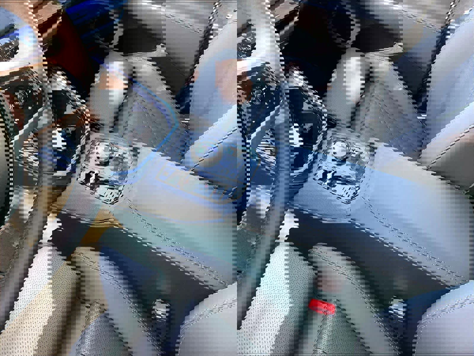 Certified 2025 BMW X3 xDrive30i w/ Convenience Package image 17