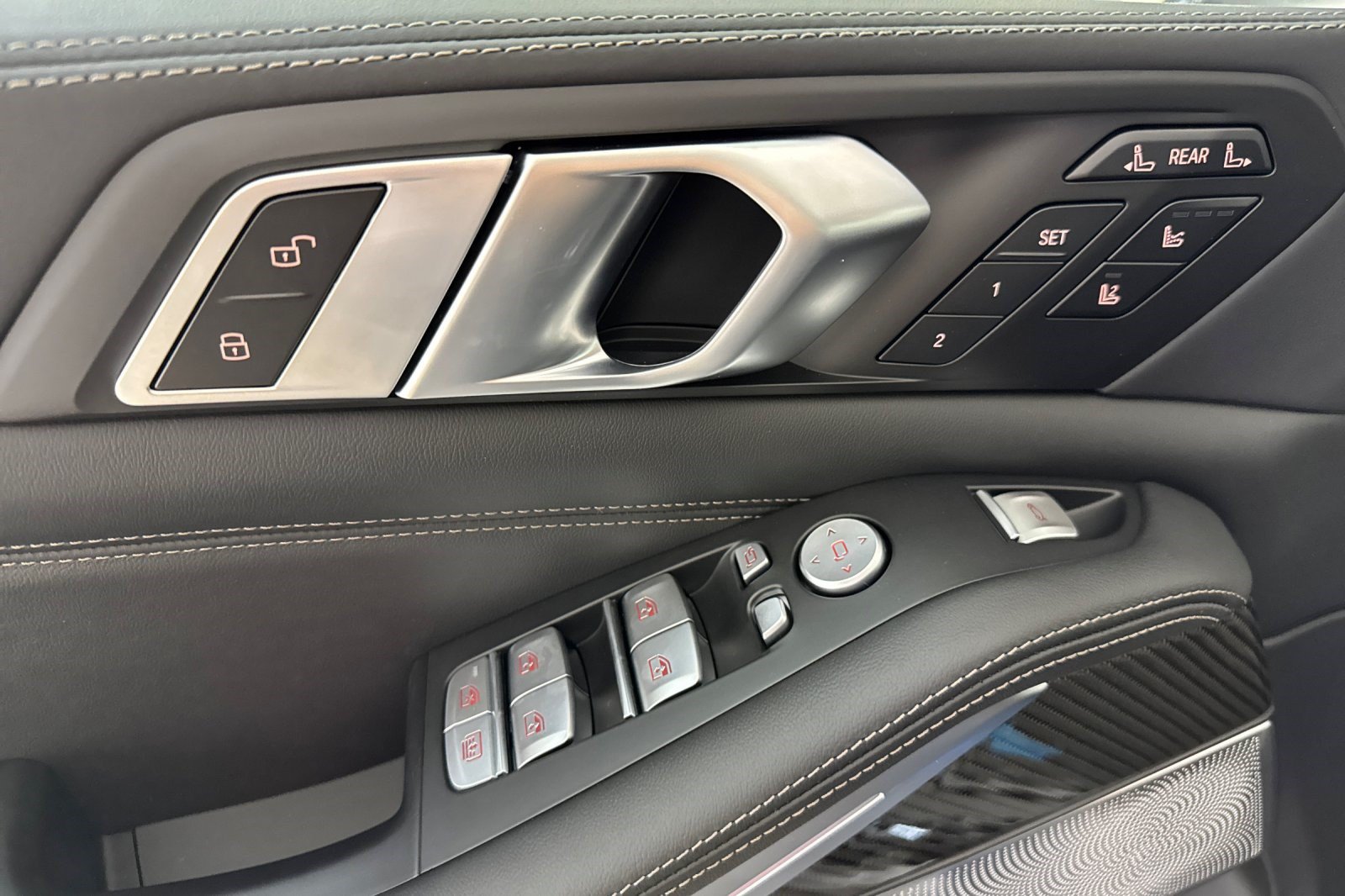 New 2026 BMW ALPINA XB7 AWD/4WD image 13
