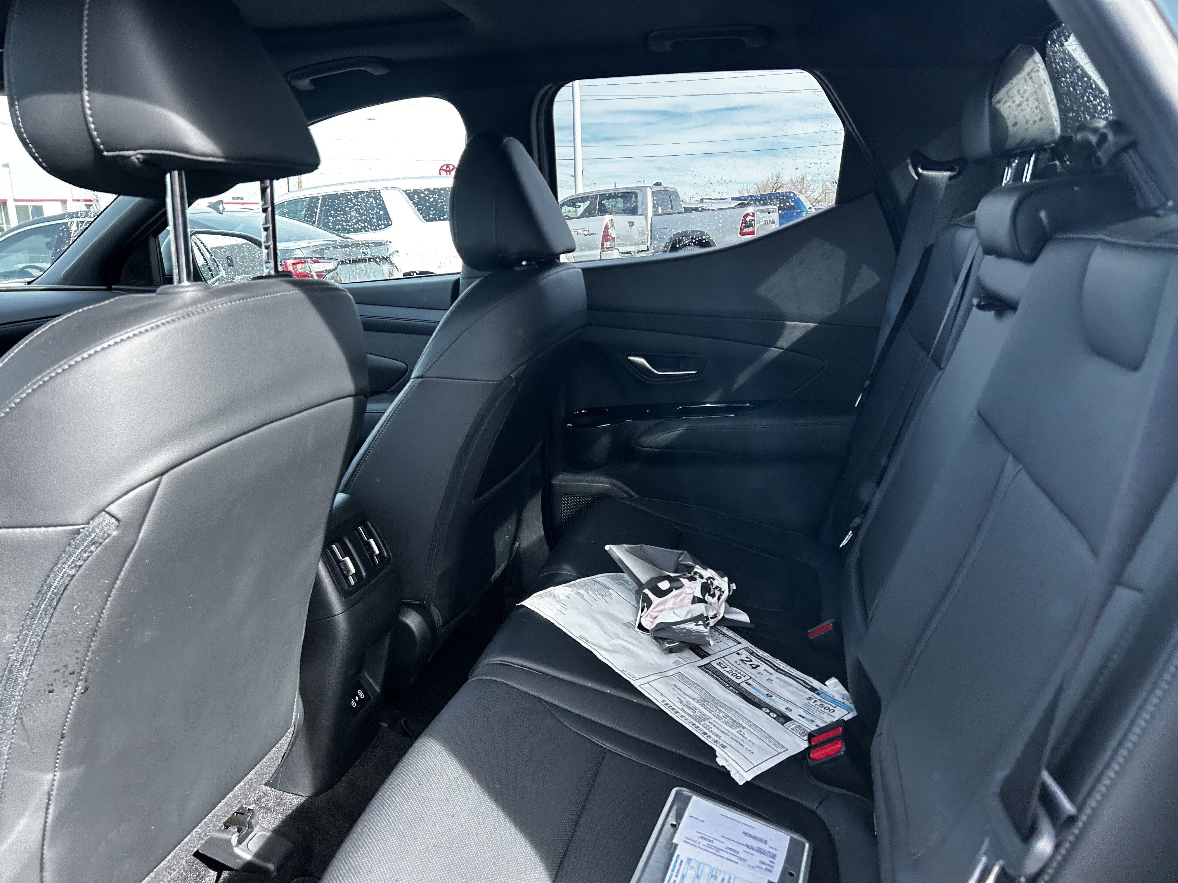 Used 2025 Hyundai Santa Cruz SEL image 11