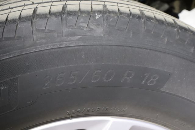 Used 2022 Jeep Grand Cherokee Limited AWD/4WD image 40