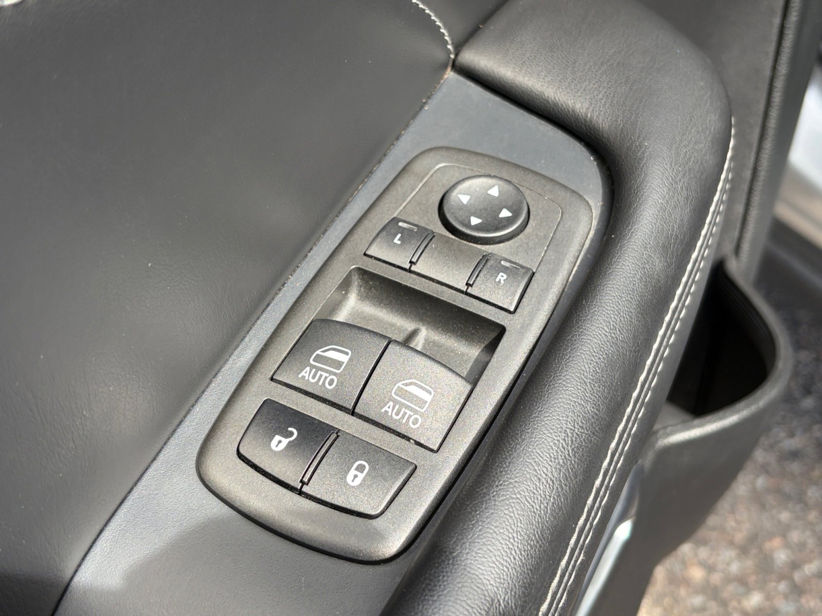 Used 2021 Dodge Challenger R/T Scat Pack RWD image 16