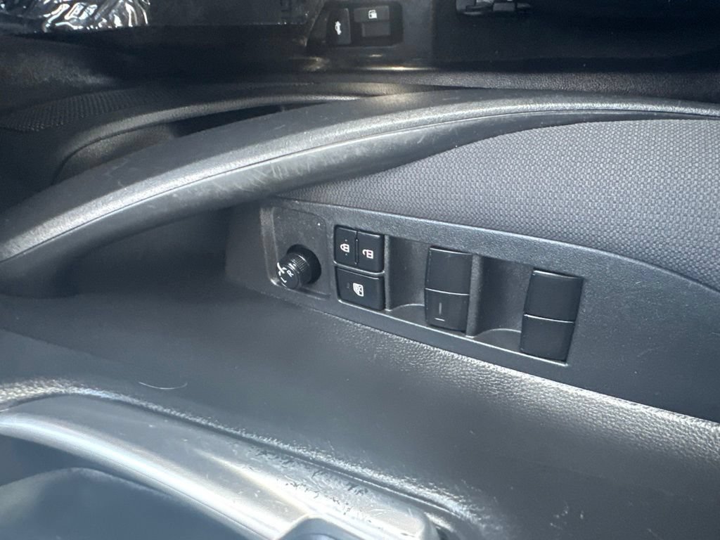 Used 2021 Toyota Corolla LE FWD image 19
