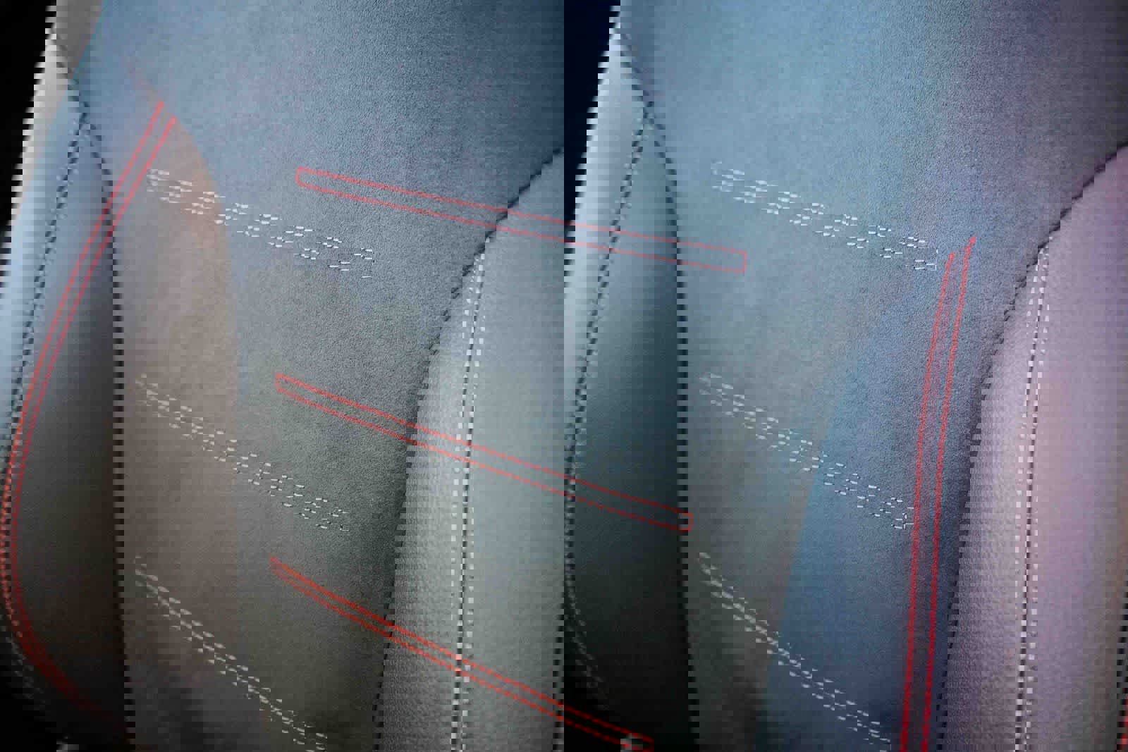 Used 2024 Mercedes-Benz EQB 350 4MATIC SUV image 27