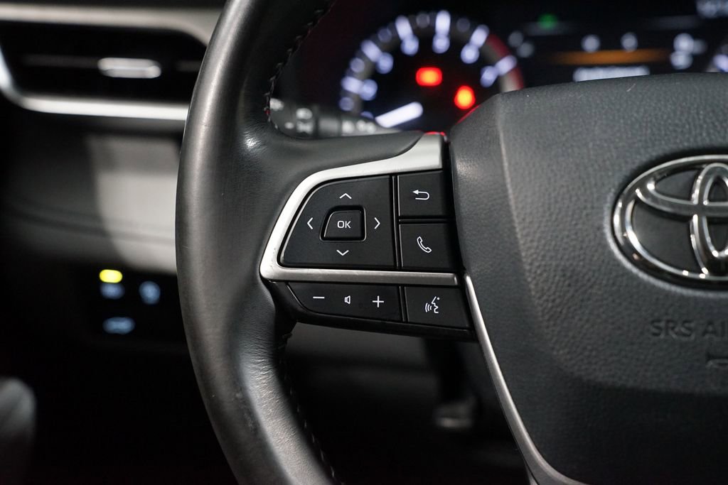 Certified 2024 Toyota Highlander LE image 14