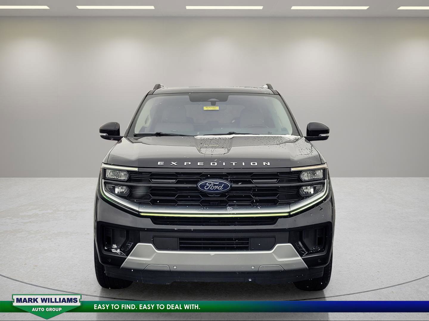 Used 2025 Ford Expedition Max Platinum image 9