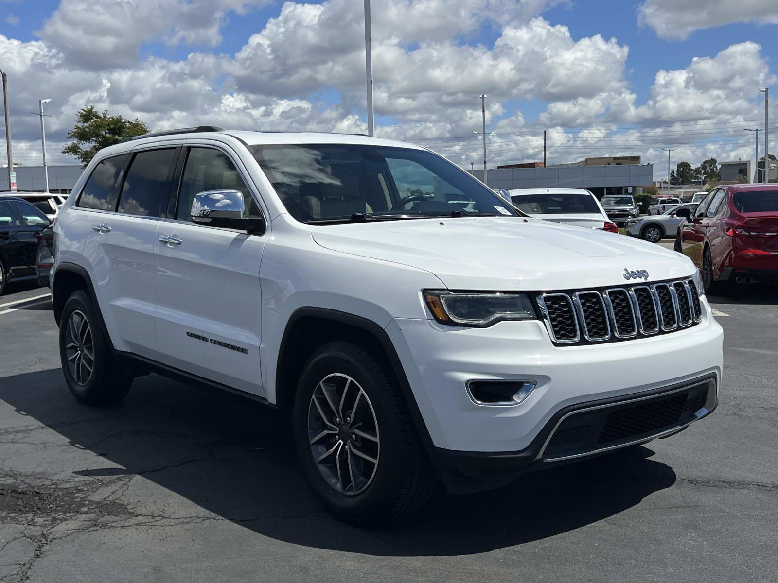 Used 2020 Jeep Grand Cherokee Limited w/ Premium Lighting Group image 29