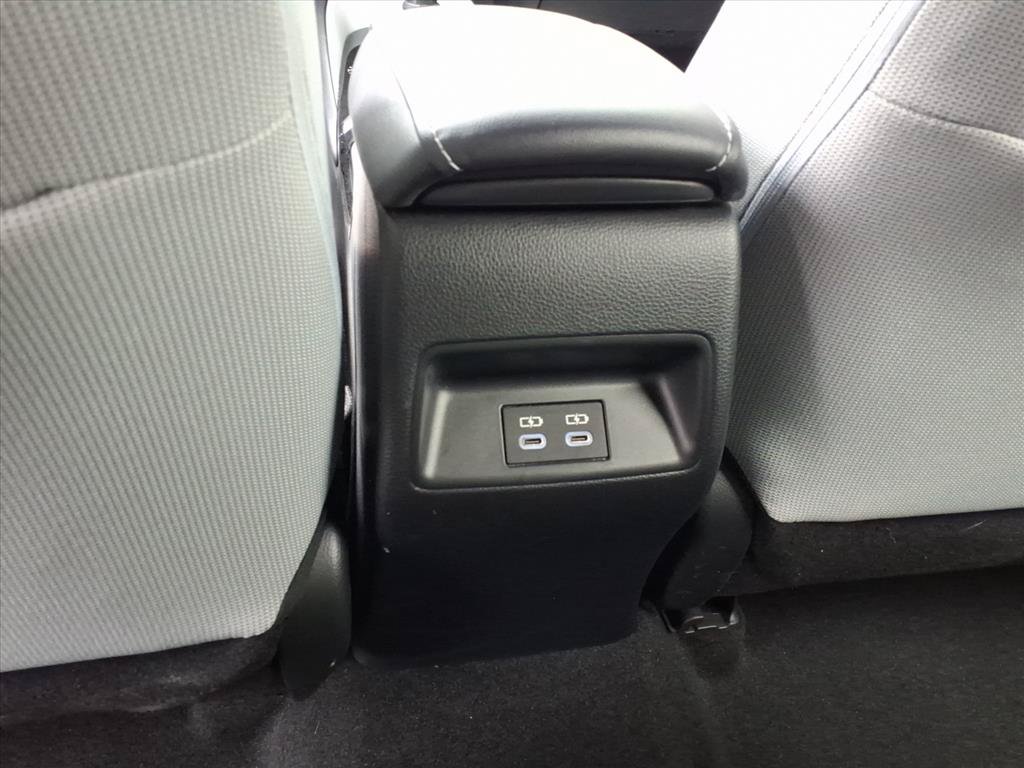 Used 2025 Toyota Corolla SE w/ SE Package FWD image 27