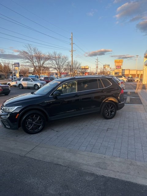 Used 2022 Volkswagen Tiguan SE image 14