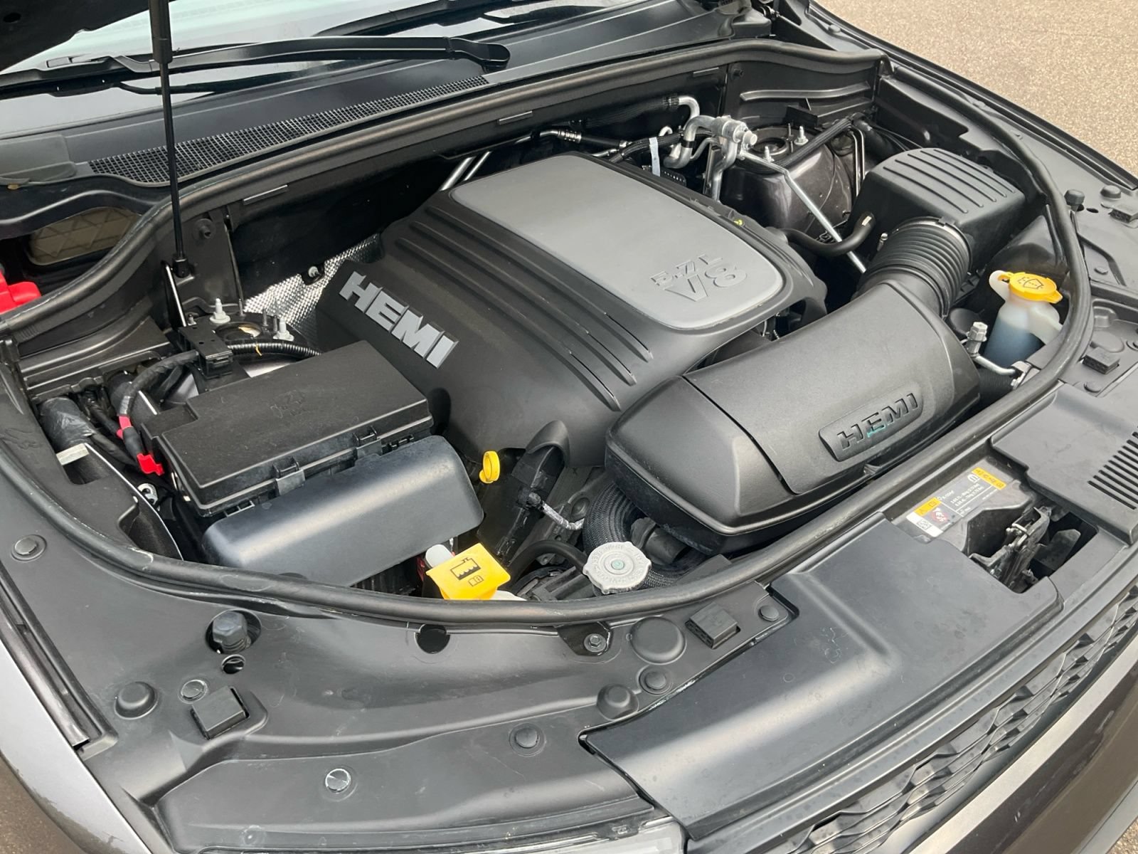 Used 2021 Dodge Durango R/T w/ Tow 'N Go Package AWD/4WD image 28