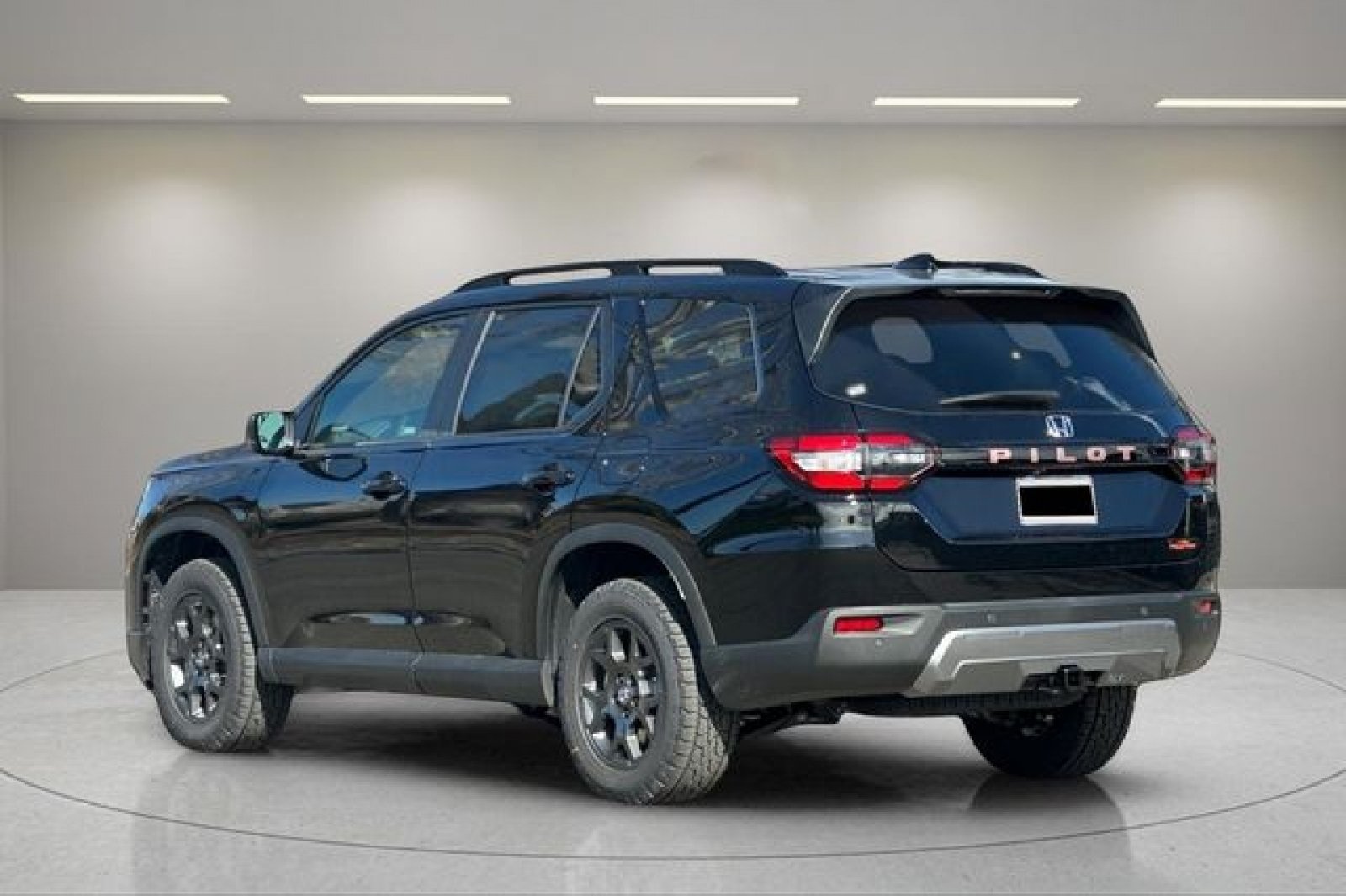 New 2026 Honda Pilot TrailSport image 5