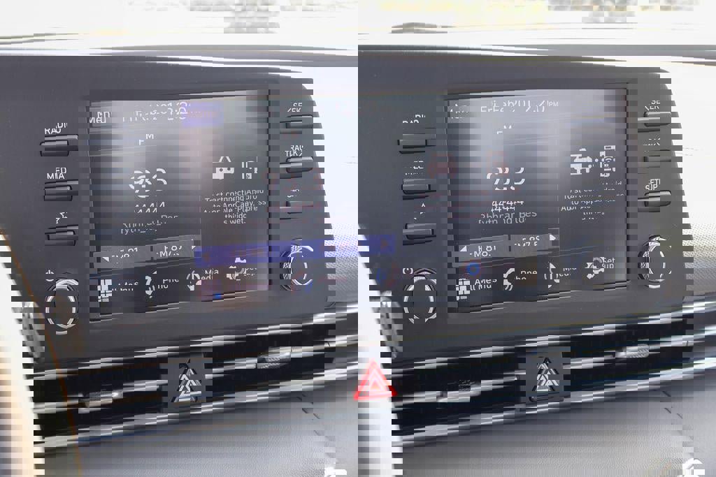 New 2026 Hyundai Elantra Sport image 3