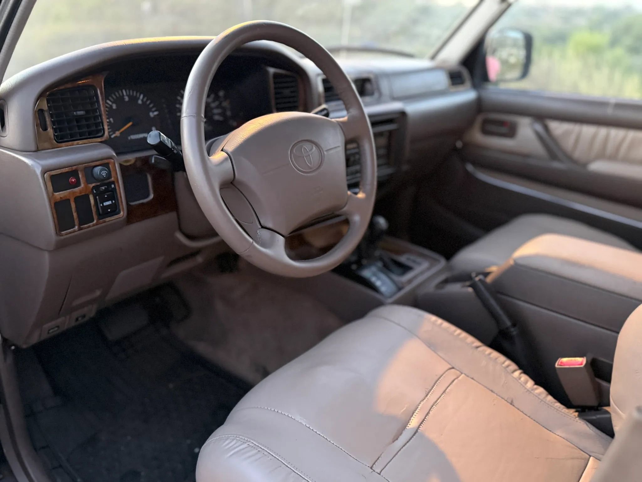 Used 1996 Toyota Land Cruiser AWD/4WD image 16