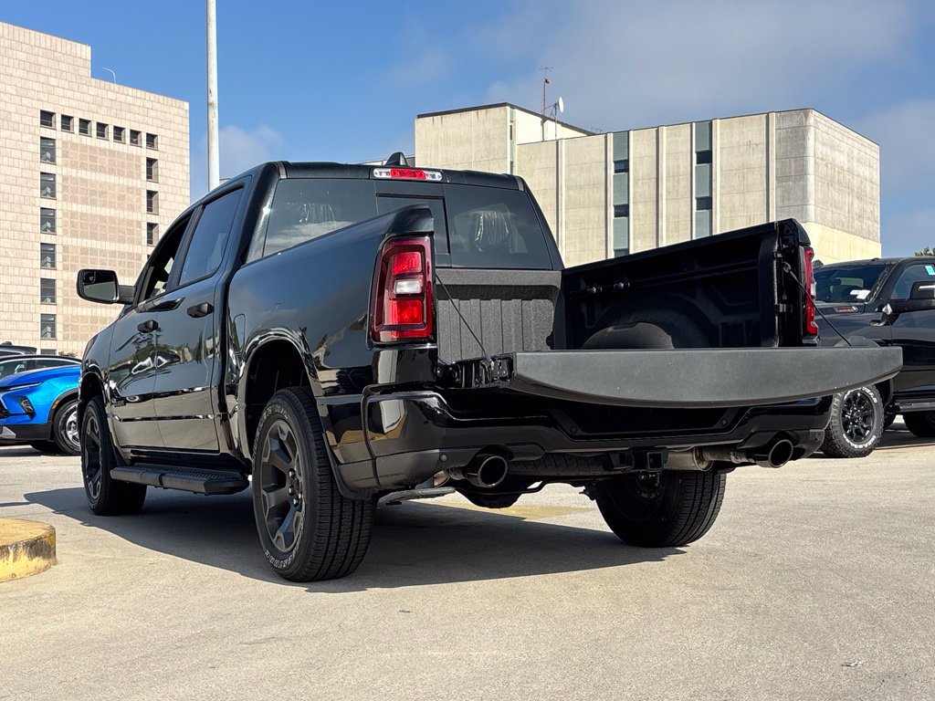 New 2026 RAM 1500 Express AWD/4WD image 6