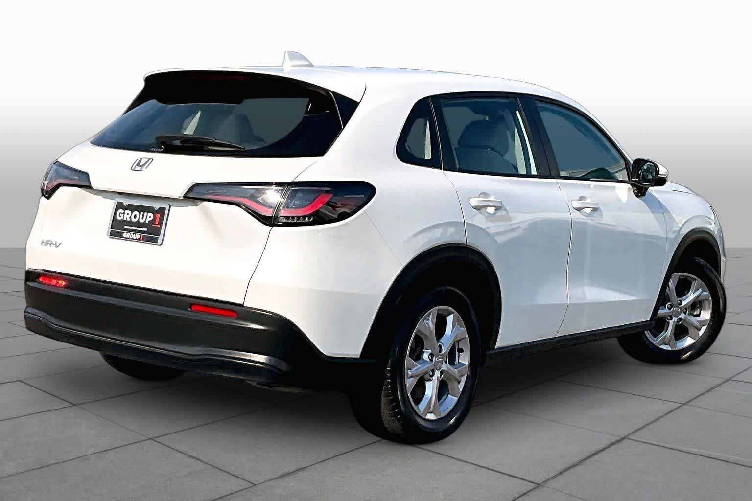 Used 2024 Honda HR-V LX image 12