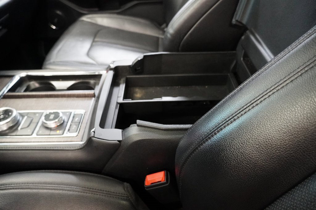 Used 2021 Ford Expedition Max Limited image 25