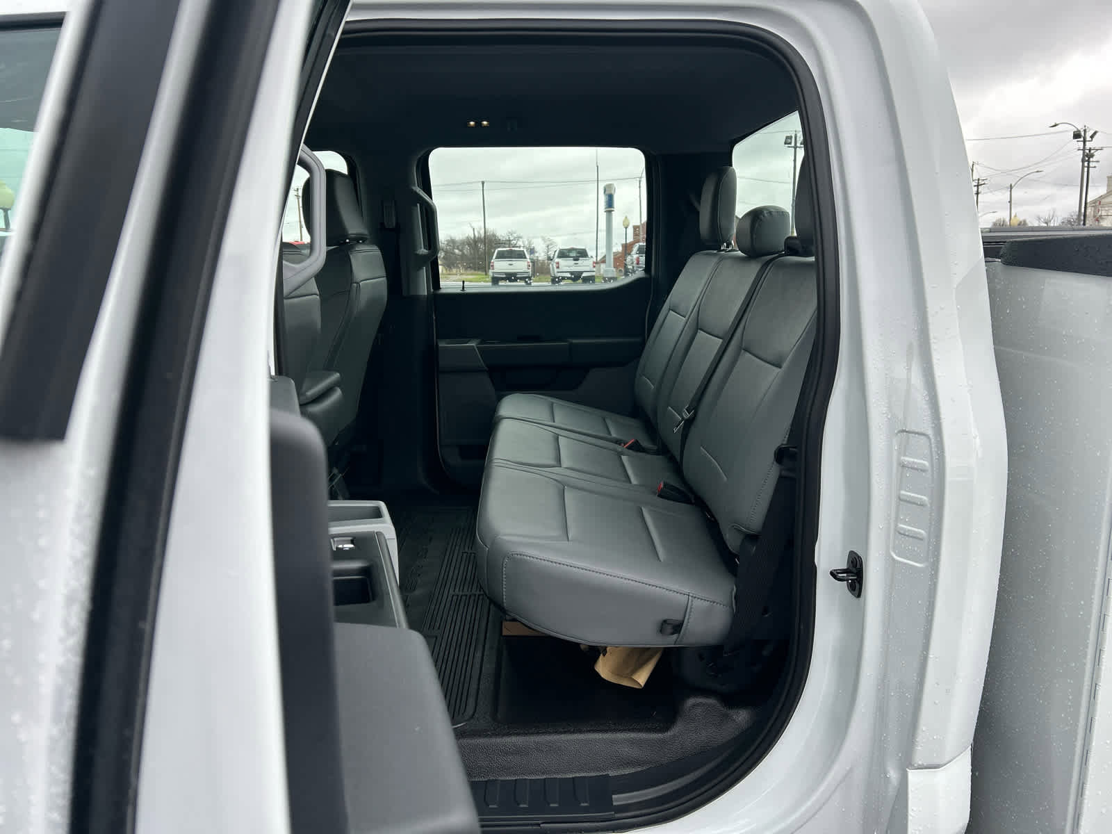 New 2026 Ford F250 XL w/ XL Chrome Package image 6