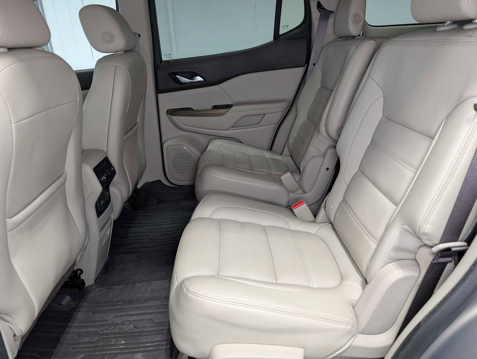 Used 2019 GMC Acadia Denali w/ Technology Package image 22