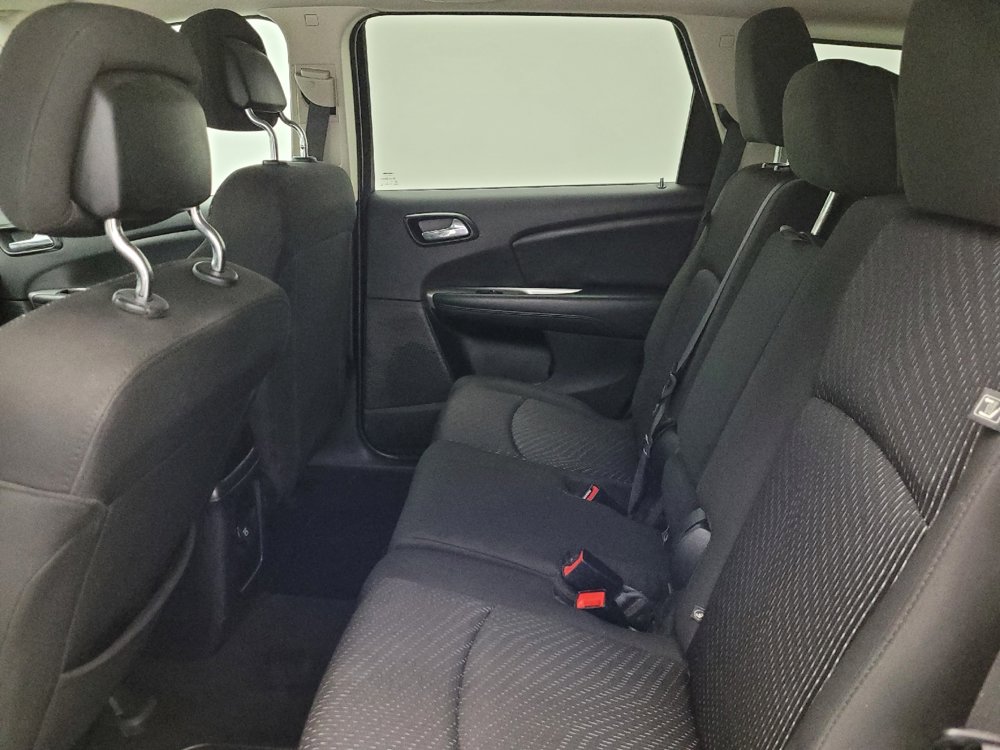 Used 2018 Dodge Journey SE image 18