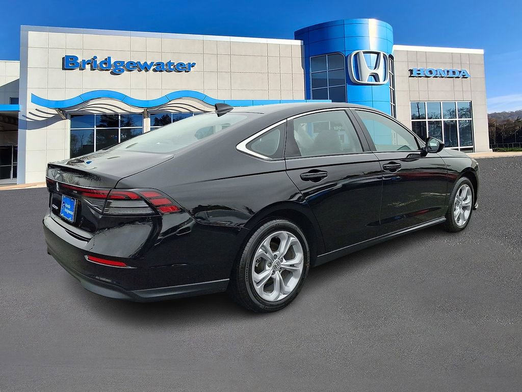 Used 2025 Honda Accord LX image 6