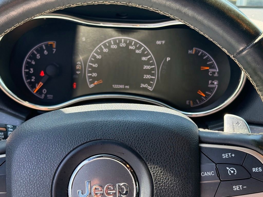 Used 2016 Jeep Grand Cherokee Limited image 21