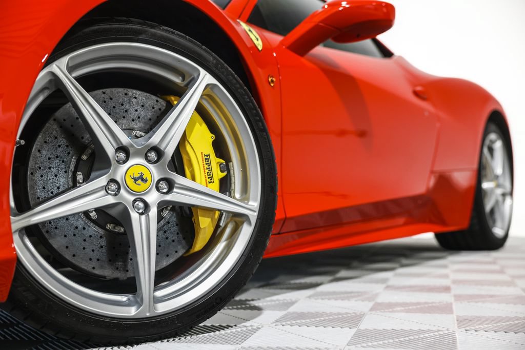 Used 2010 Ferrari 458 Italia Coupe RWD image 14