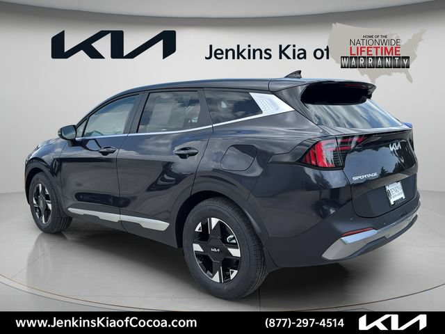 New 2026 Kia Sportage LX w/ LX Convenience Package FWD image 8