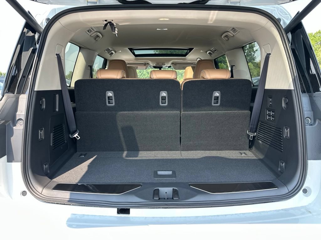 New 2027 INFINITI QX80 Luxe AWD/4WD image 24