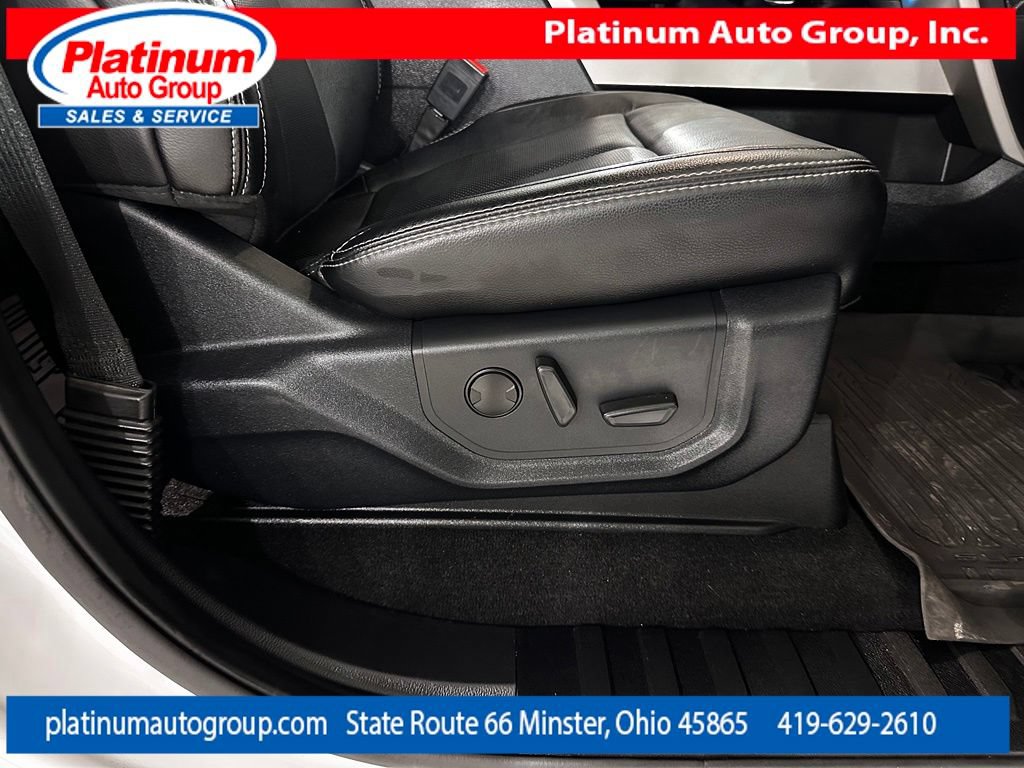 Used 2020 Ford F350 Lariat w/ Chrome Package AWD/4WD image 44