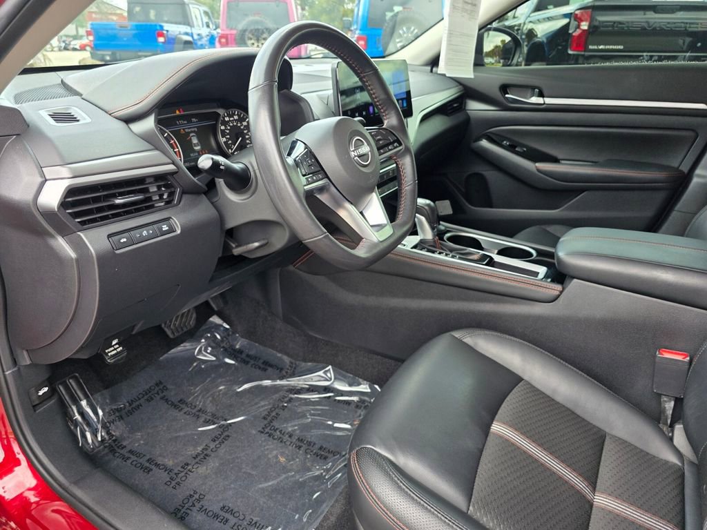 Used 2025 Nissan Altima 2.5 SR image 22