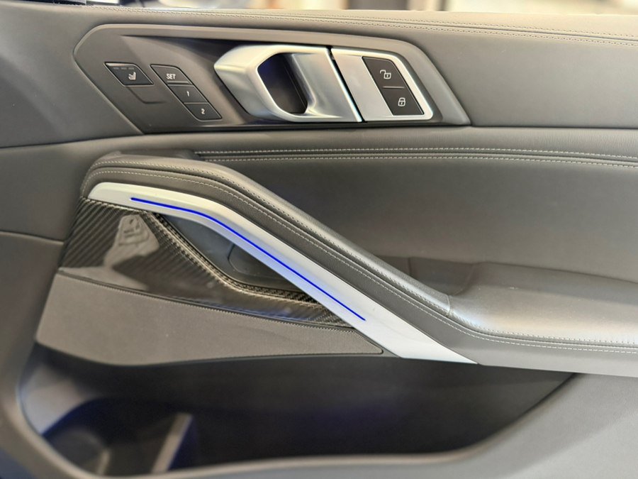 Used 2022 BMW X6 M w/ Executive Package AWD/4WD image 17