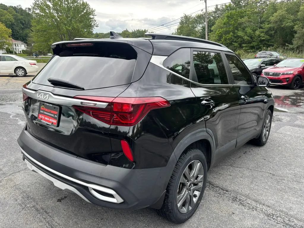 Used 2023 Kia Seltos S AWD/4WD image 8
