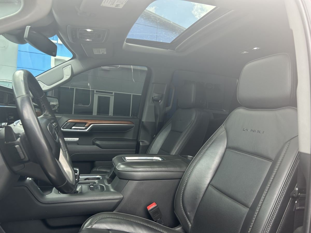 Used 2022 GMC Sierra 1500 Denali AWD/4WD image 8