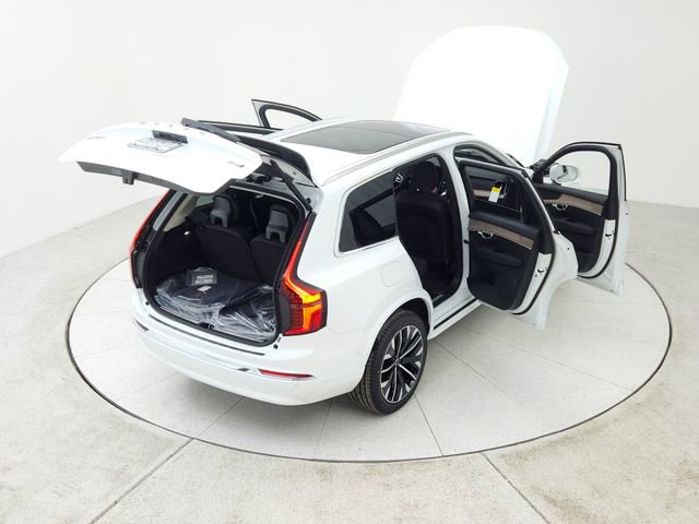 New 2025 Volvo XC90 B6 Plus w/ Protection Package Premier image 16