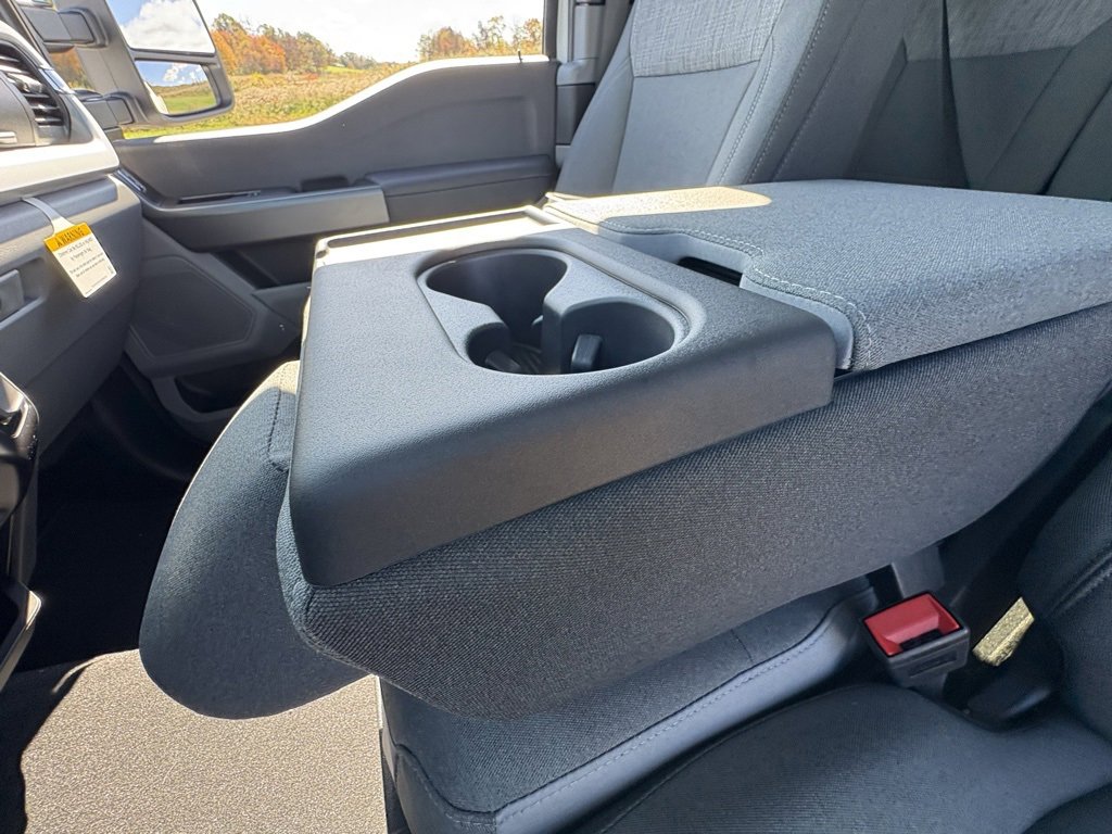 New 2026 Ford F350 XLT w/ 360-Degree Camera Package image 45