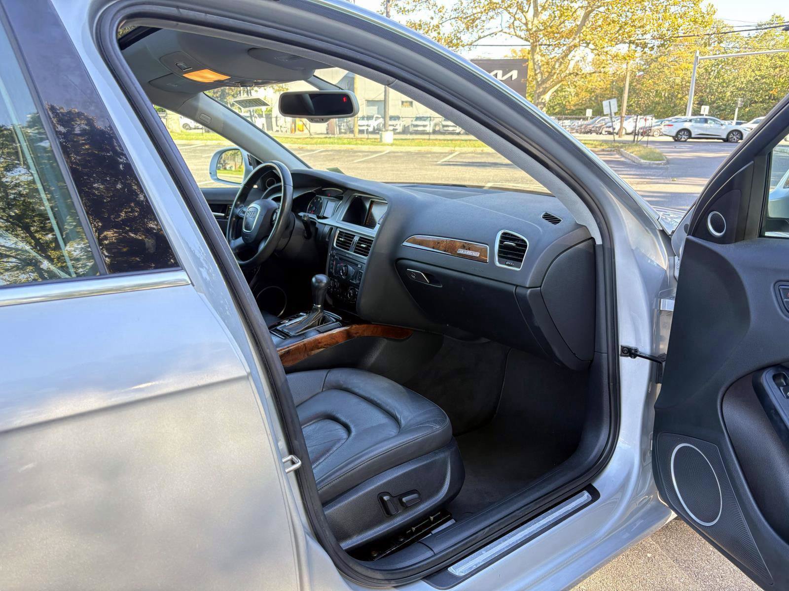 Used 2009 Audi A4 2.0T Prestige AWD/4WD image 22