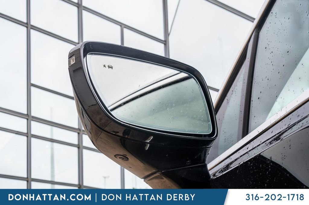 Used 2022 Buick Enclave Essence w/ Experience Buick Package AWD/4WD image 39