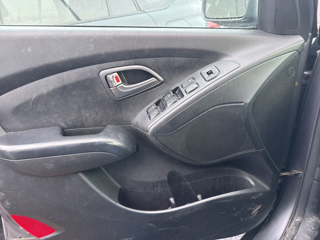 Used 2015 Hyundai Tucson GLS image 9