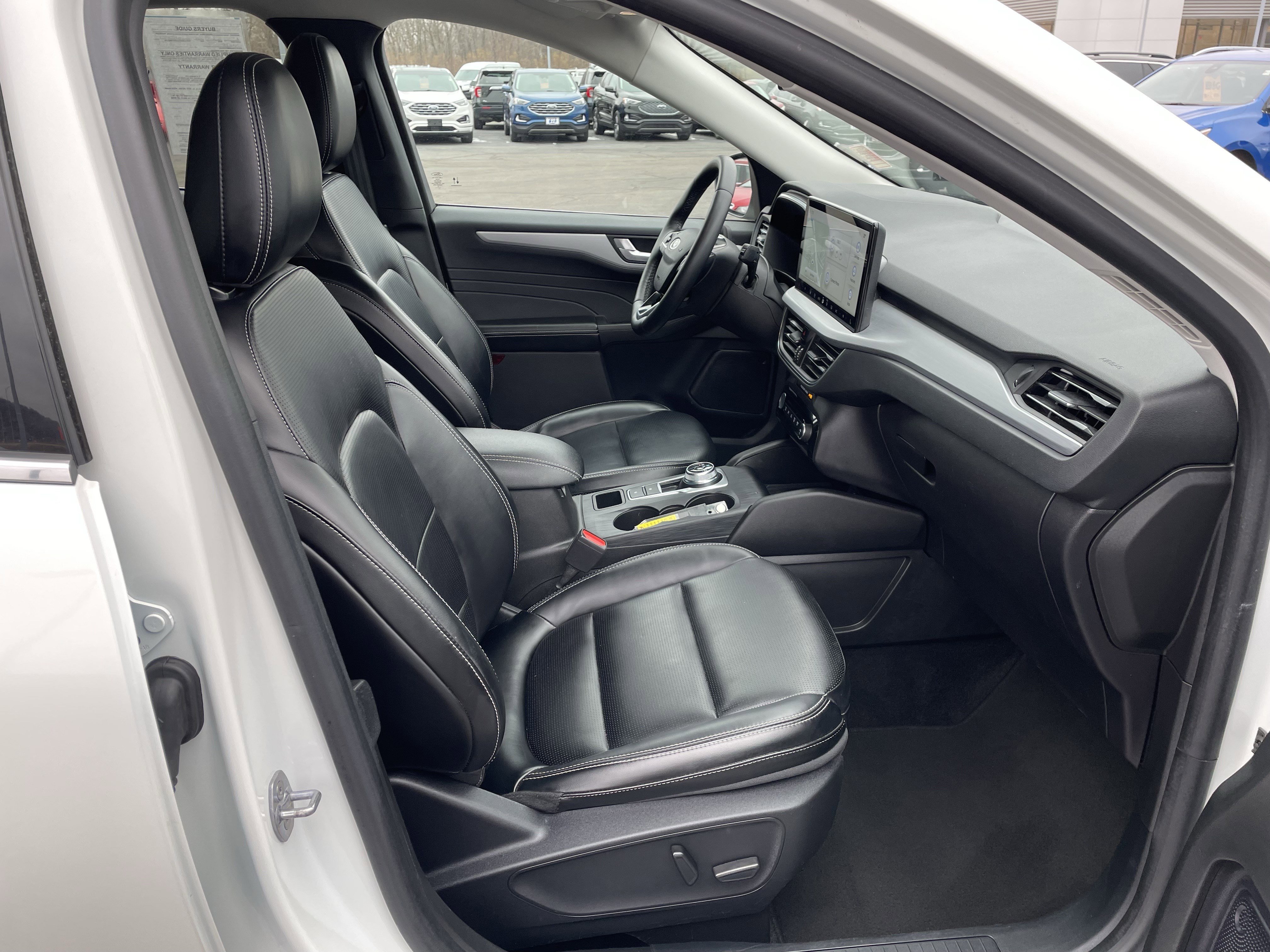 Used 2024 Ford Escape Platinum image 36