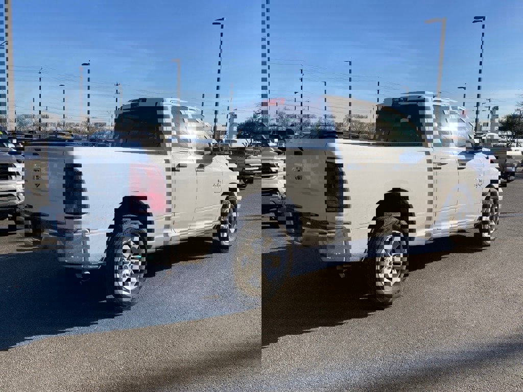 Used 2024 RAM 1500 Classic SLT image 5