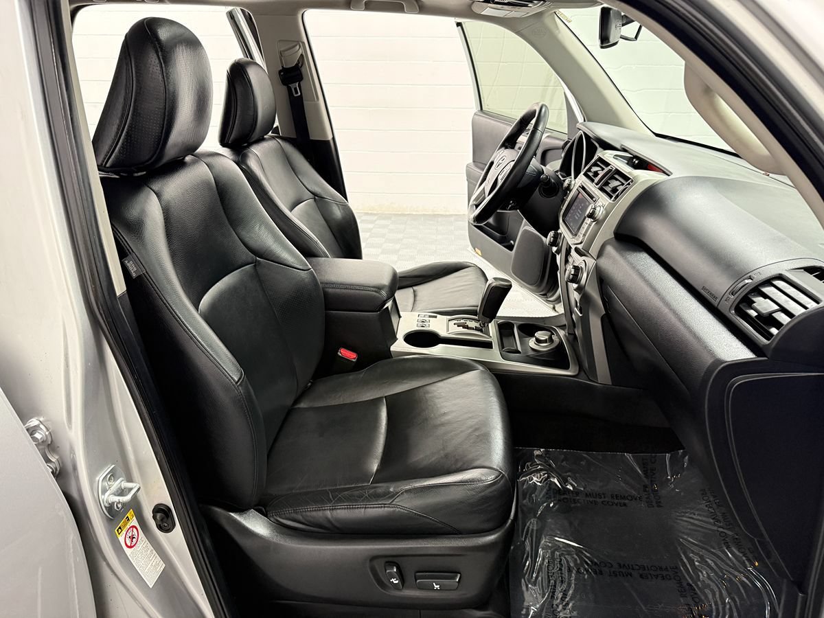 Used 2013 Toyota 4Runner Limited AWD/4WD image 15