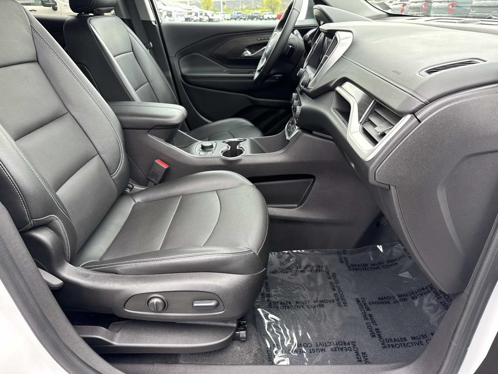 Used 2024 GMC Terrain SLT AWD/4WD image 20