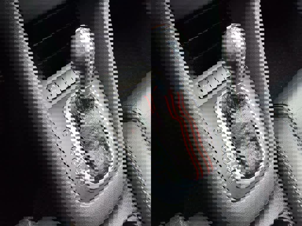 Used 2013 Volkswagen GTI Autobahn image 22